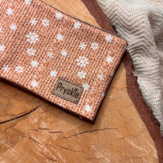 Konečně je to tady! Trvalo to o něco déle, než jsem plánovala, ale zimní kolekce čelenek je právě teď na e-shopu...